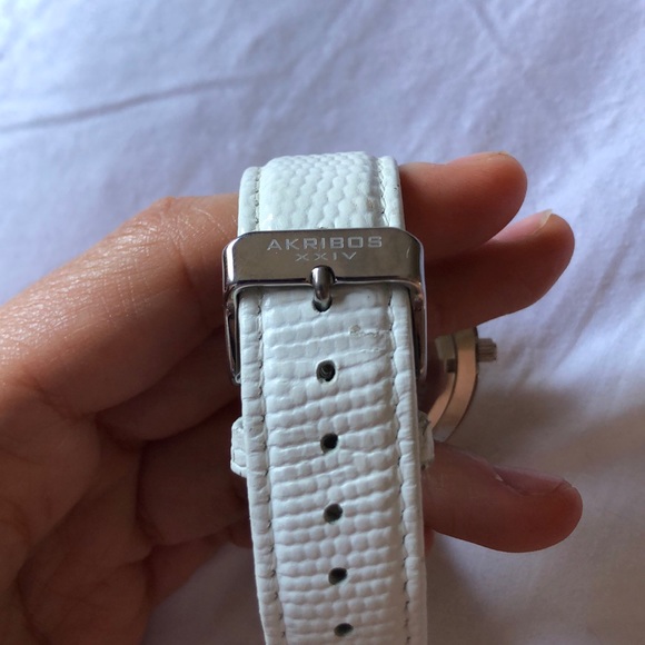Akribos watch - Picture 2 of 7
